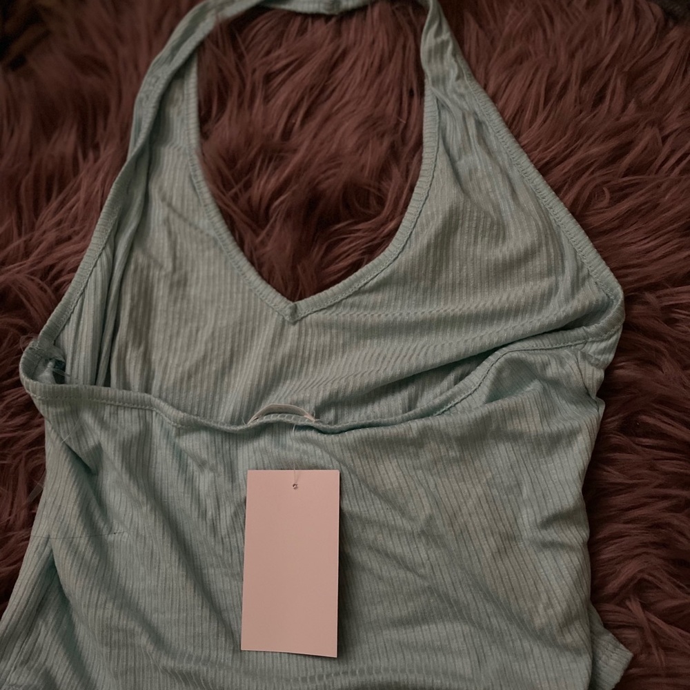 Supper cute teal cropped top !!